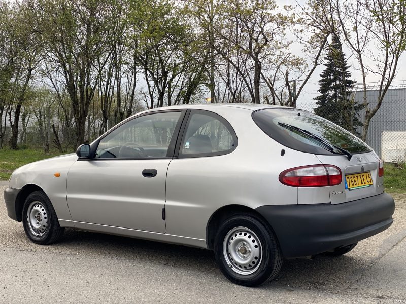 DAEWOO LANOS 2000