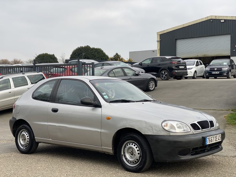 DAEWOO LANOS 2000