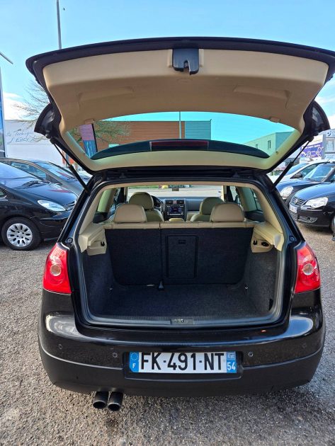 VOLKSWAGEN GOLF 2006