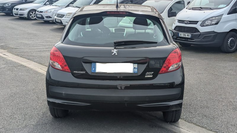 PEUGEOT  207 2011