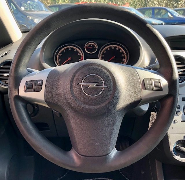 OPEL CORSA 1.2L i 80 Cv *COSMO* / REVISEE&GARANTIE