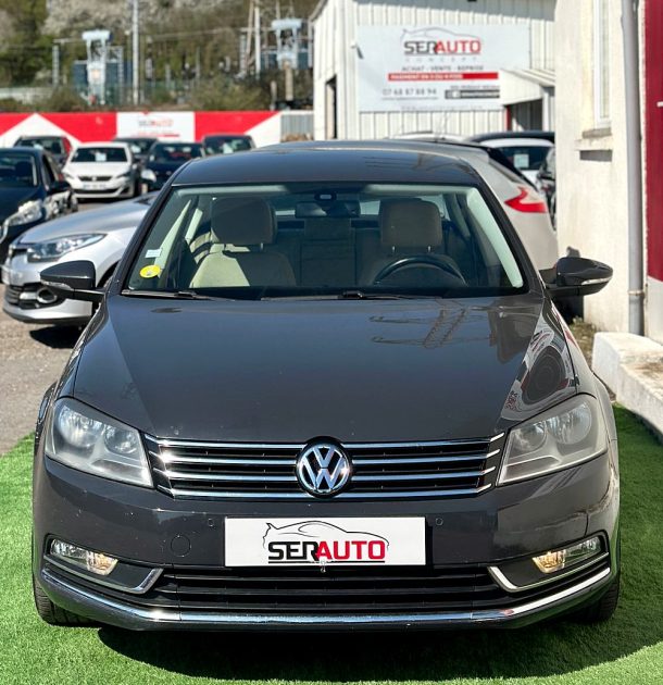 VOLKSWAGEN PASSAT 2.0 TDI 140CV CONFORTLINE - *** REMISE - PRIX COUTANT !! ***
