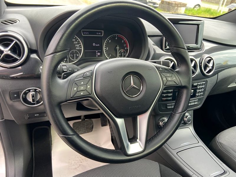 MERCEDES-BENZ CLASSE B 200CDI 136CV BUSINESS BVA