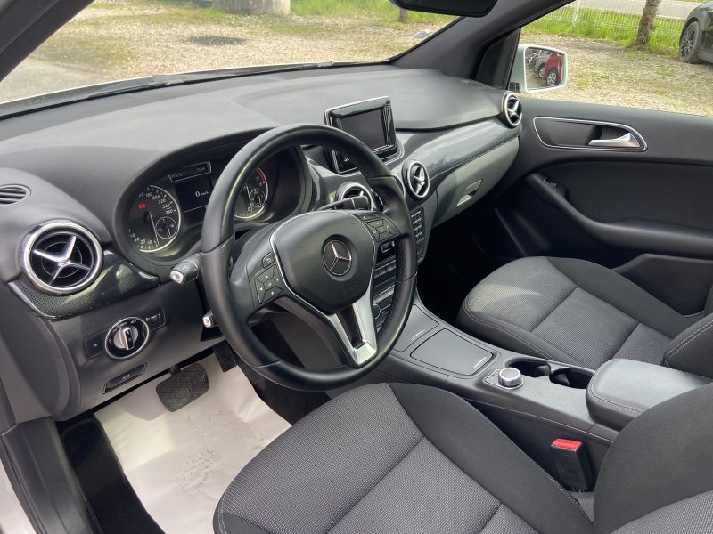 MERCEDES-BENZ CLASSE B 200CDI 136CV BUSINESS BVA
