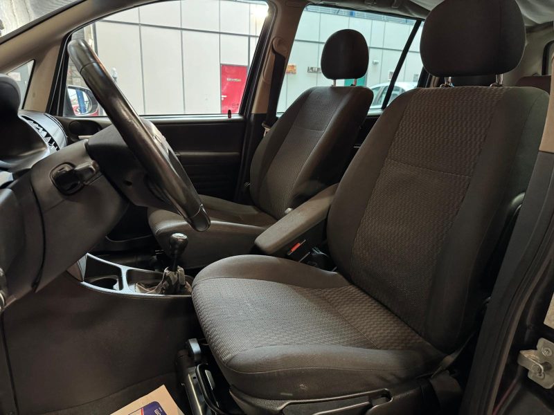 OPEL ZAFIRA  2.0 DTI 100 Fashion 