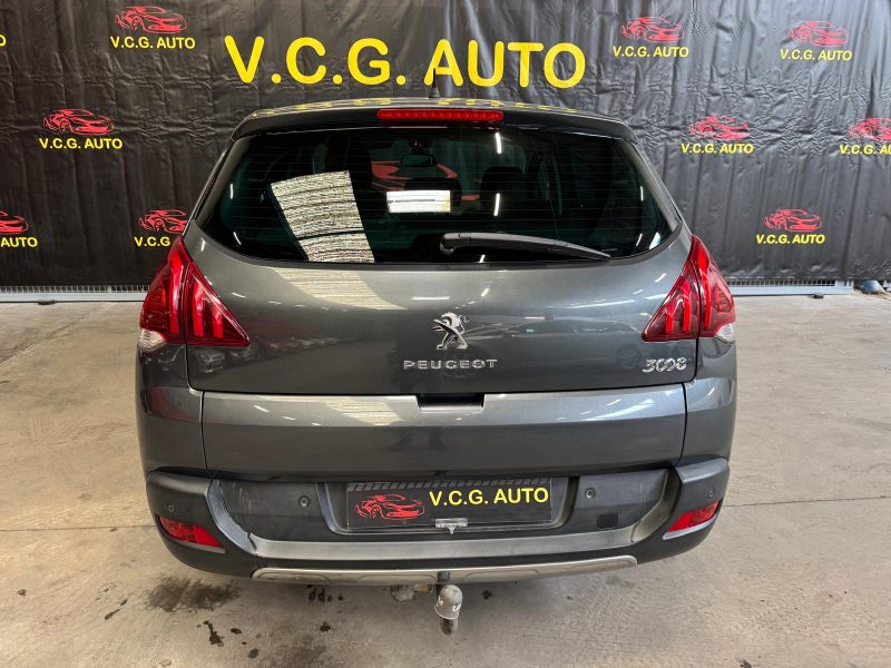 PEUGEOT 3008 1.2 PureTech 130 