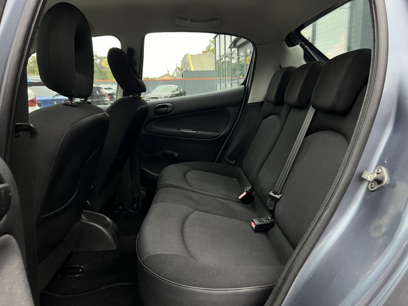 PEUGEOT 206 PHASE 2 1.4 HDI 70 Cv 5 PORTES CLIMATISATION BLUETOOTH REGULATEUR LIMITEUR Garantie 1 an