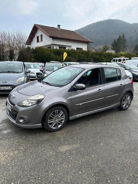 RENAULT CLIO 2010