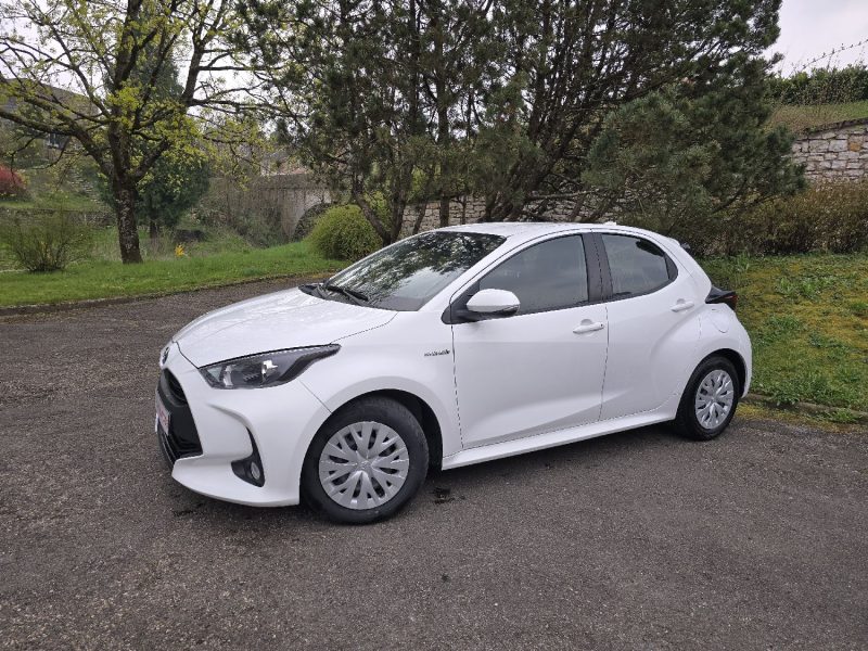 TOYOTA YARIS 2021
