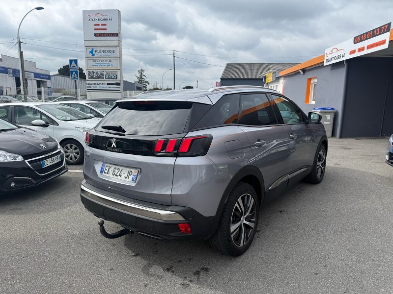 PEUGEOT 3008 2017