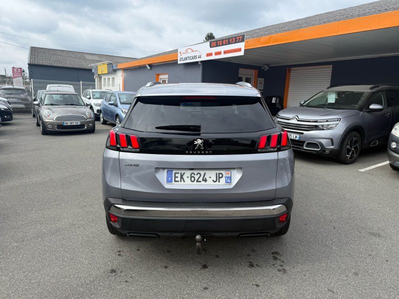 PEUGEOT 3008 2017