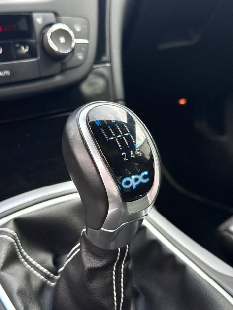 Opel Insignia OPC 2.8 325cv / CT OK Révisée