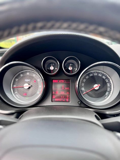 Opel Insignia OPC 2.8 325cv / CT OK Révisée