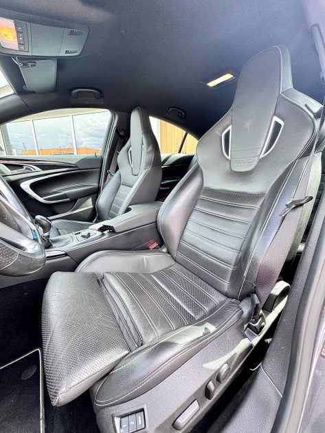 Opel Insignia OPC 2.8 325cv / CT OK Révisée