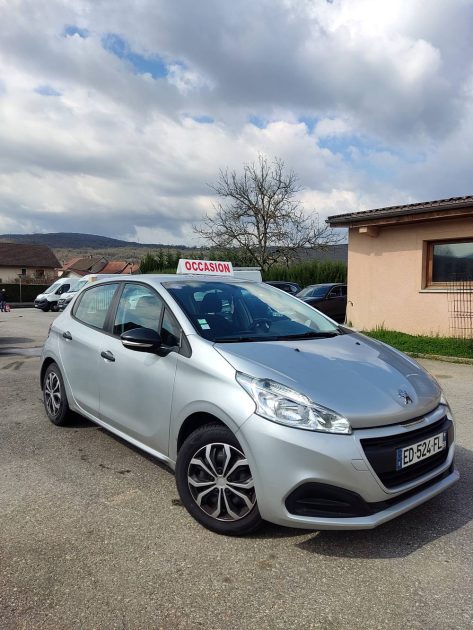 PEUGEOT 208 2016