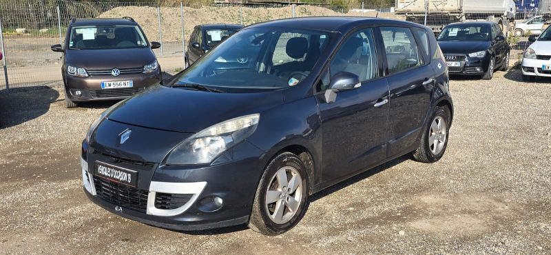 Renault Scénic 3 1.5 DCI 110 ch Dynamique - Boîte Automatique