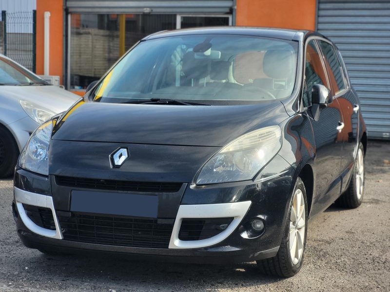 RENAULT SCÉNIC 3 III 0001