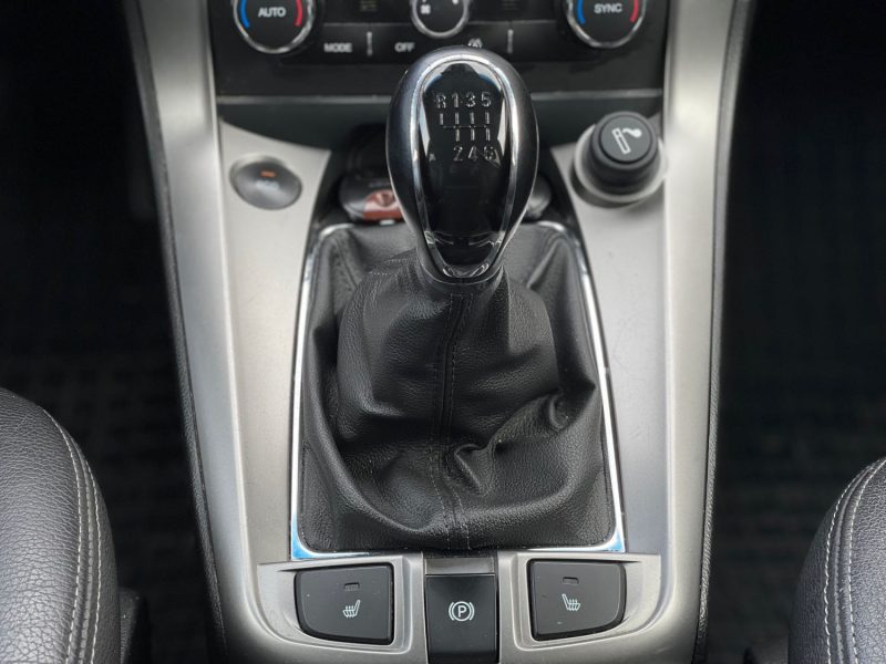 CHEVROLET CAPTIVA (C140) 2.2 VCDi FWD 16V 163 ch GARANTIE 6 MOIS