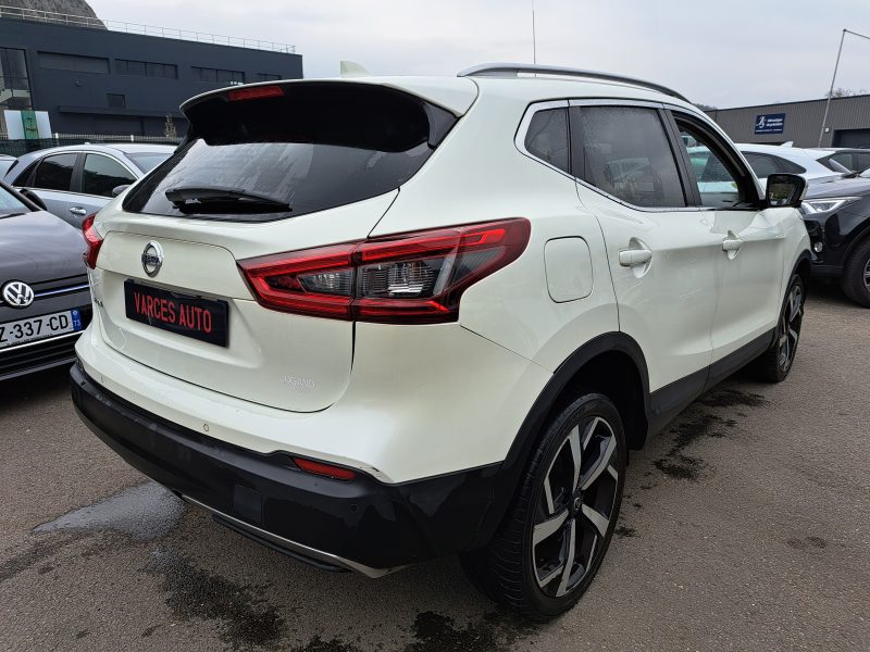 NISSAN QASHQAI 2018