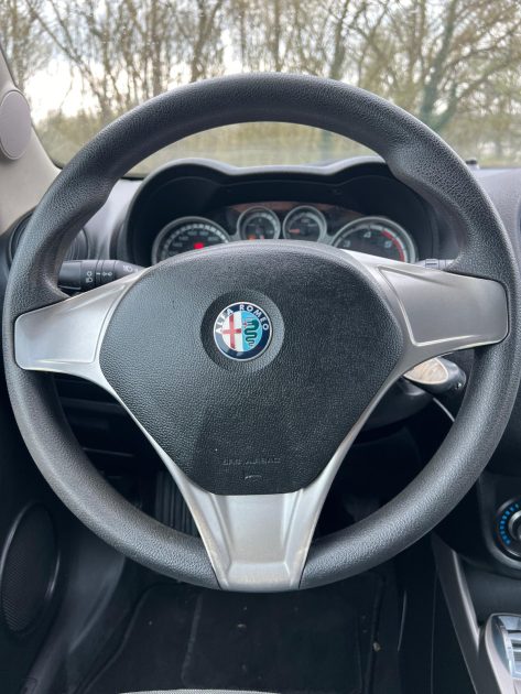 ALFA ROMEO MITO 2011