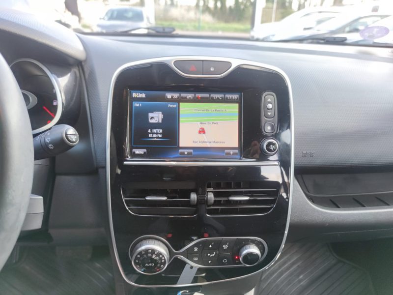 RENAULT CLIO IV ESTATE Intens EDC 120 Energy