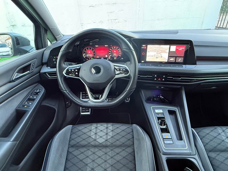 VOLKSWAGEN GOLF 2021