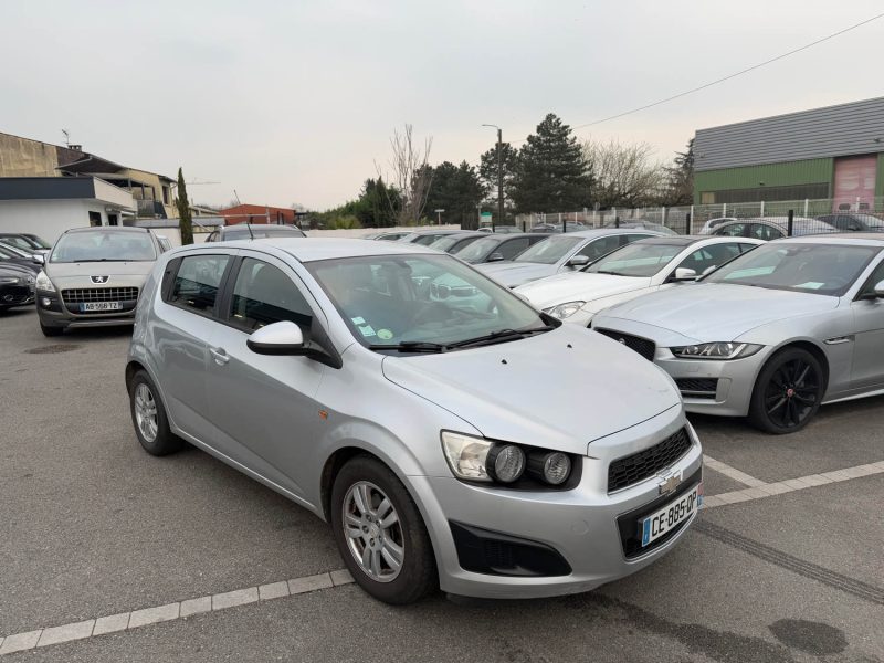 CHEVROLET AVEO 2012