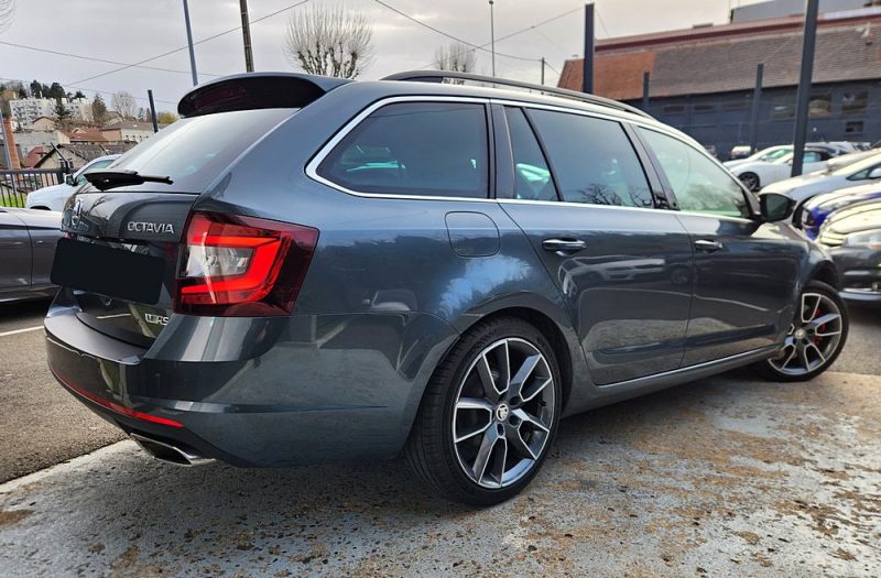 Skoda Octavia 2.0 TSI 230 RS Combi*GPS*LED*DSG*