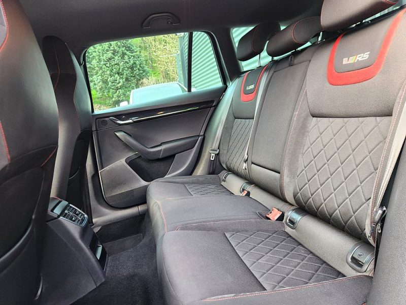 Skoda Octavia 2.0 TSI 230 RS Combi*GPS*LED*DSG*