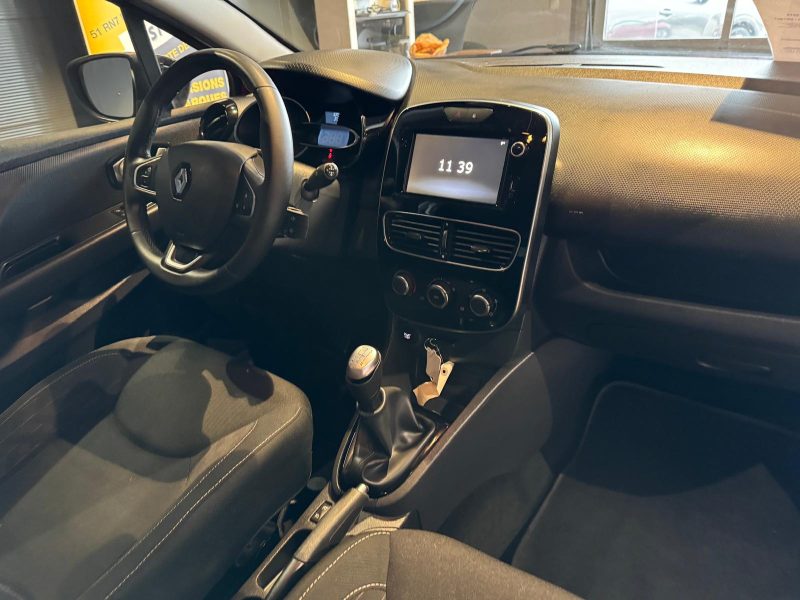 RENAULT CLIO 2019