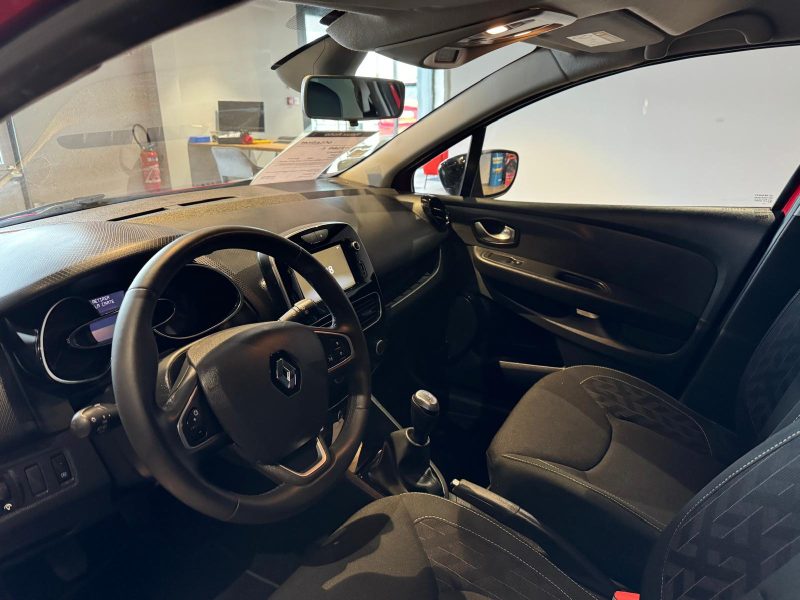 RENAULT CLIO 2019