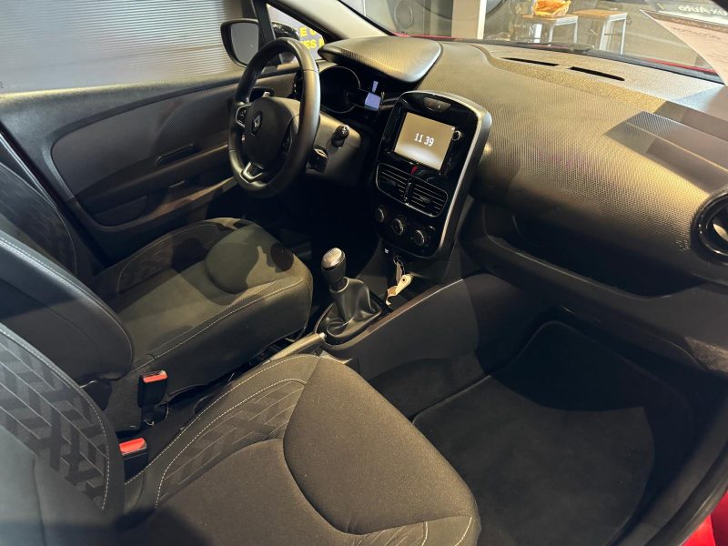 RENAULT CLIO 2019