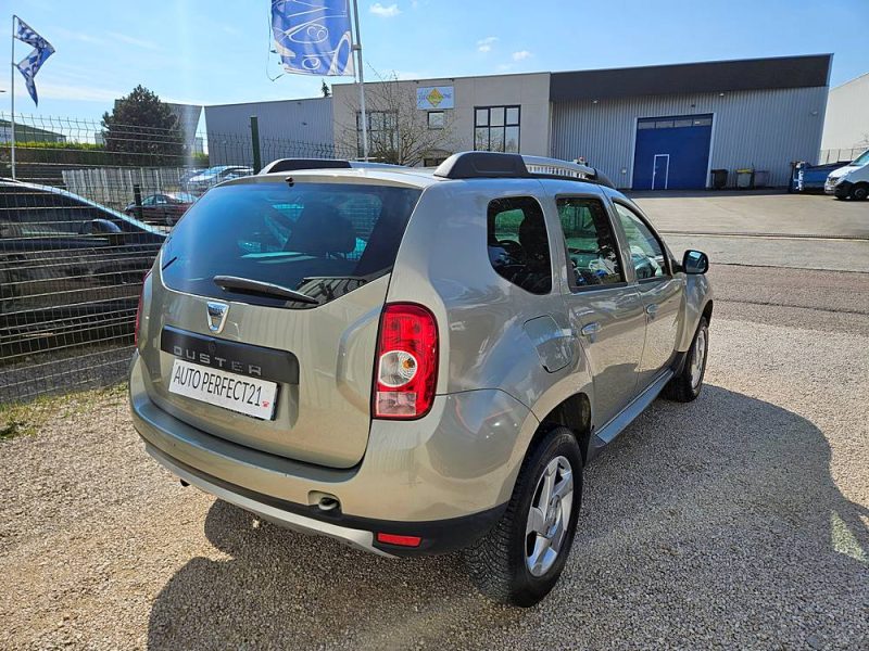DACIA DUSTER 2012