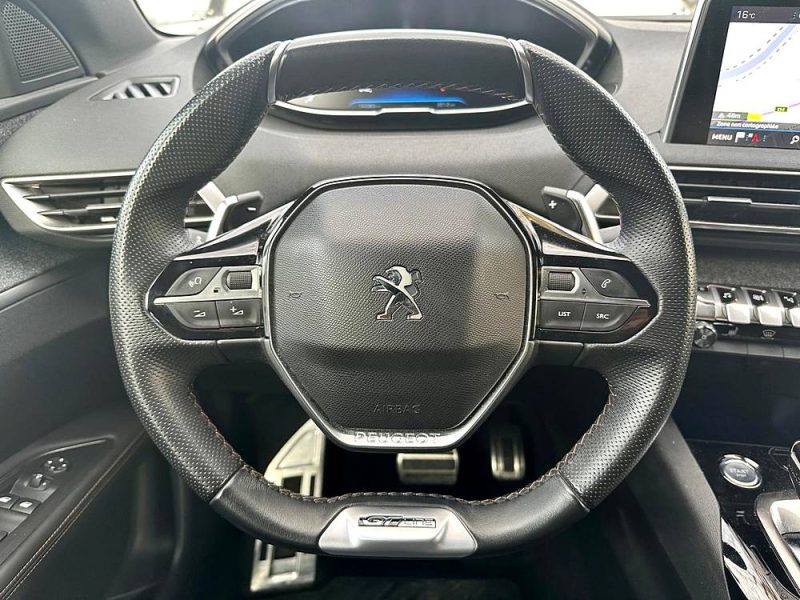 PEUGEOT 3008  2018