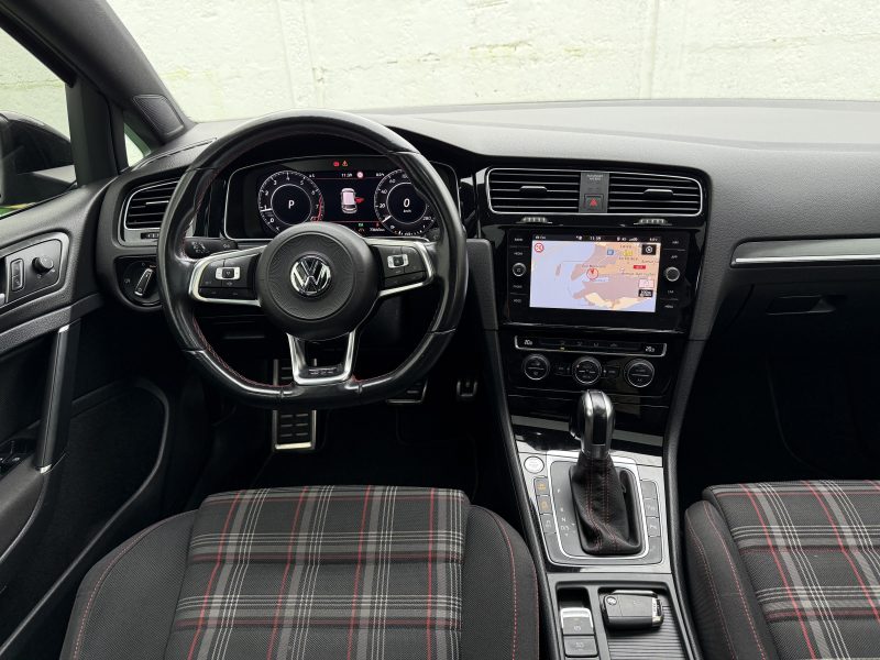 VOLKSWAGEN GOLF VII 2019