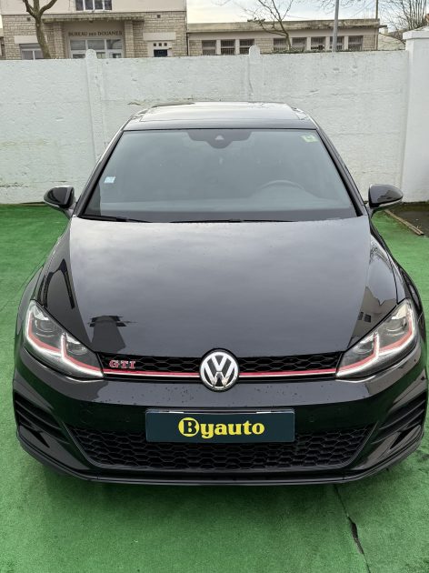 VOLKSWAGEN GOLF VII 2019