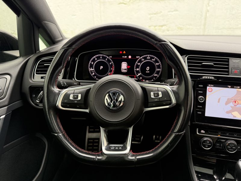 VOLKSWAGEN GOLF VII 2019