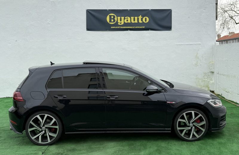 VOLKSWAGEN GOLF VII 2019