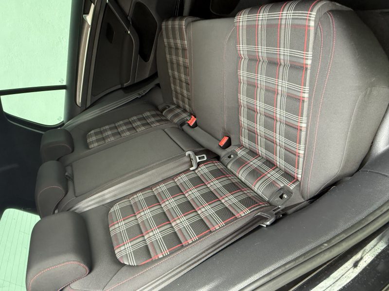 VOLKSWAGEN GOLF VII 2019