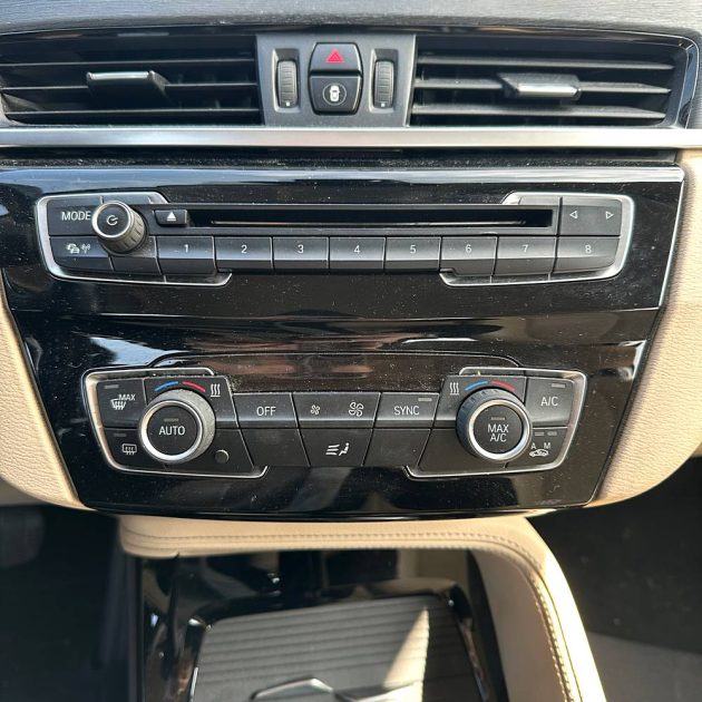 B.M.W. SERIE X1 18d 2.0 150 cv sDrive X LINE Garantie 12 mois