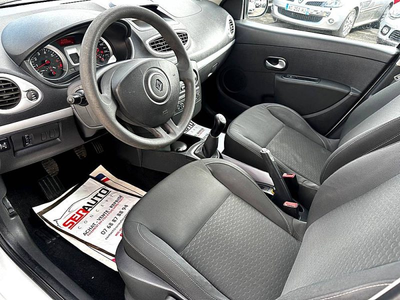 RENAULT CLIO III 2010