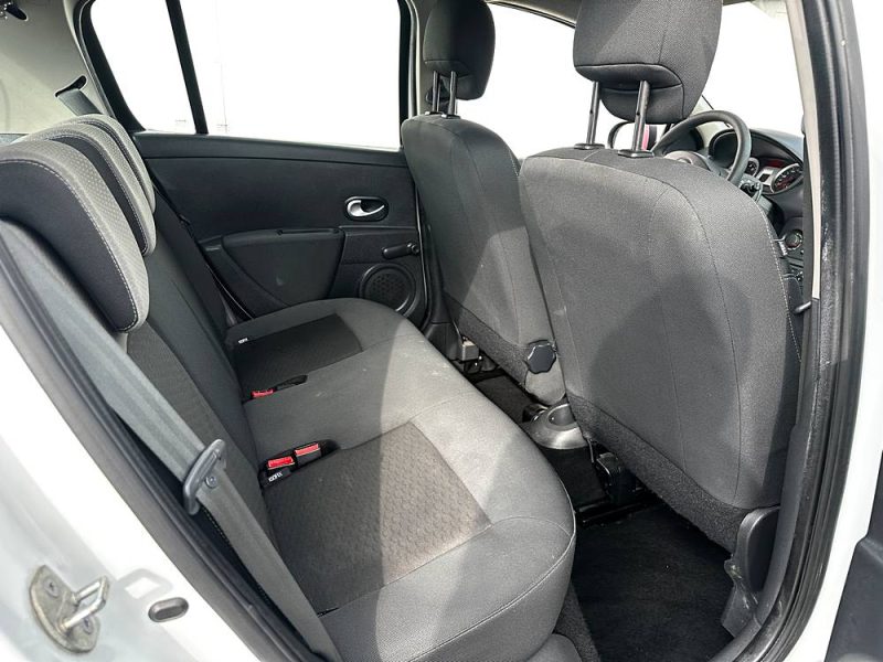 RENAULT CLIO III 2010