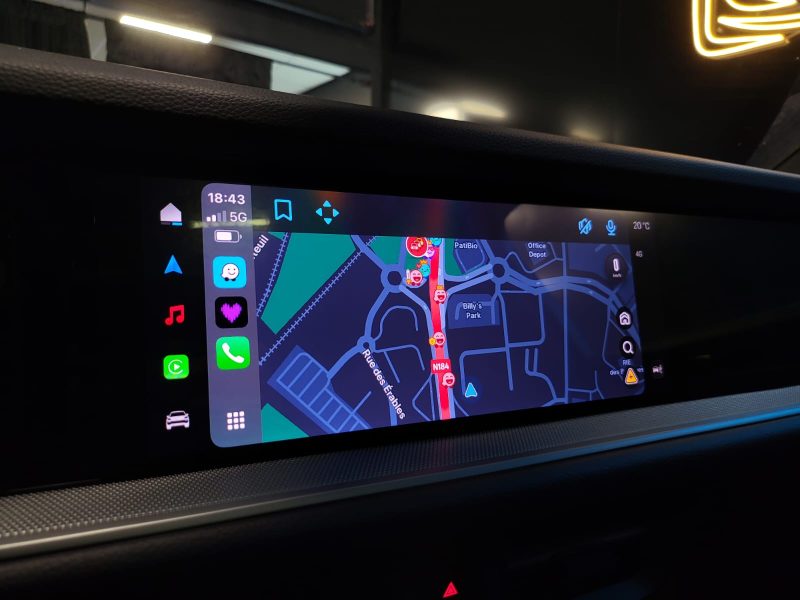 PORSCHE CAYENNE 3.0 V6 E-HYBRID COUPE PH2 / BOSE / TV ARRIERES / ROUE AR DIRECTRICE / ECRAN PASSAGER