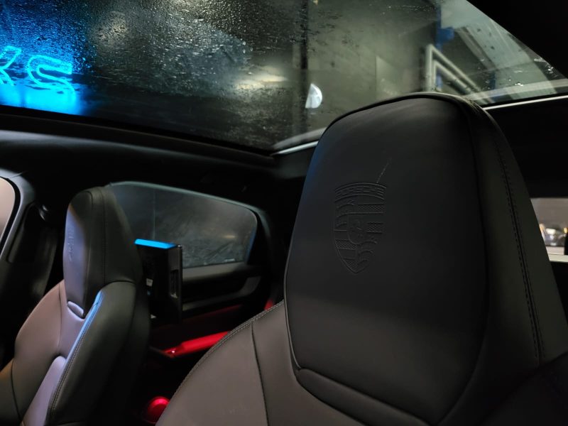 PORSCHE CAYENNE 3.0 V6 E-HYBRID COUPE PH2 / BOSE / TV ARRIERES / ROUE AR DIRECTRICE / ECRAN PASSAGER