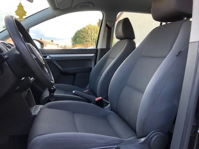 VOLKSWAGEN TOURAN 1.6L TDI 90Cv *CONFORT* / REVISEE&GARANTIE