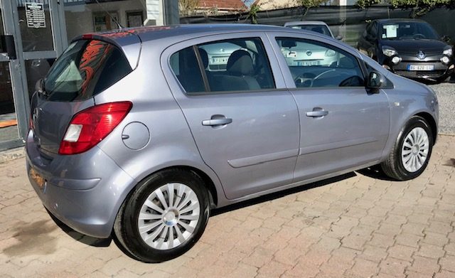 OPEL CORSA 1.2L i 80Cv *COSMO* / REVISEE&GARANTIE