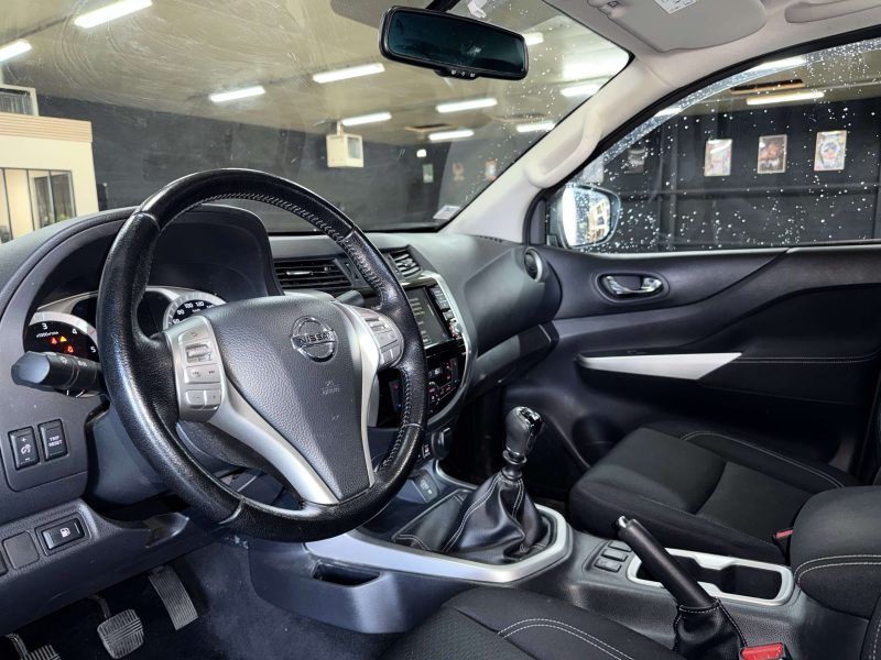 Nissan Navara D23 2.3 dCi King Cab 4WD 163 cv N connecta