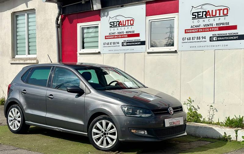 VOLKSWAGEN POLO 2011