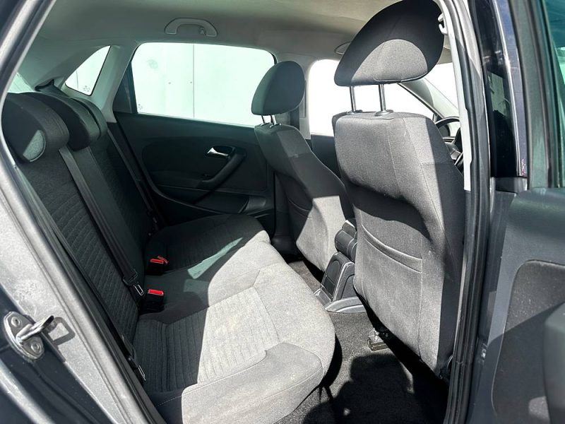 VOLKSWAGEN POLO 2011