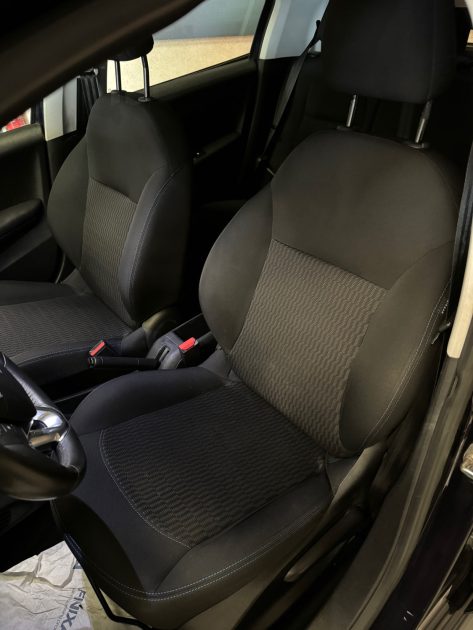 PEUGEOT 208 1.2 PURETECH 82CH STYLE  CARPLAY